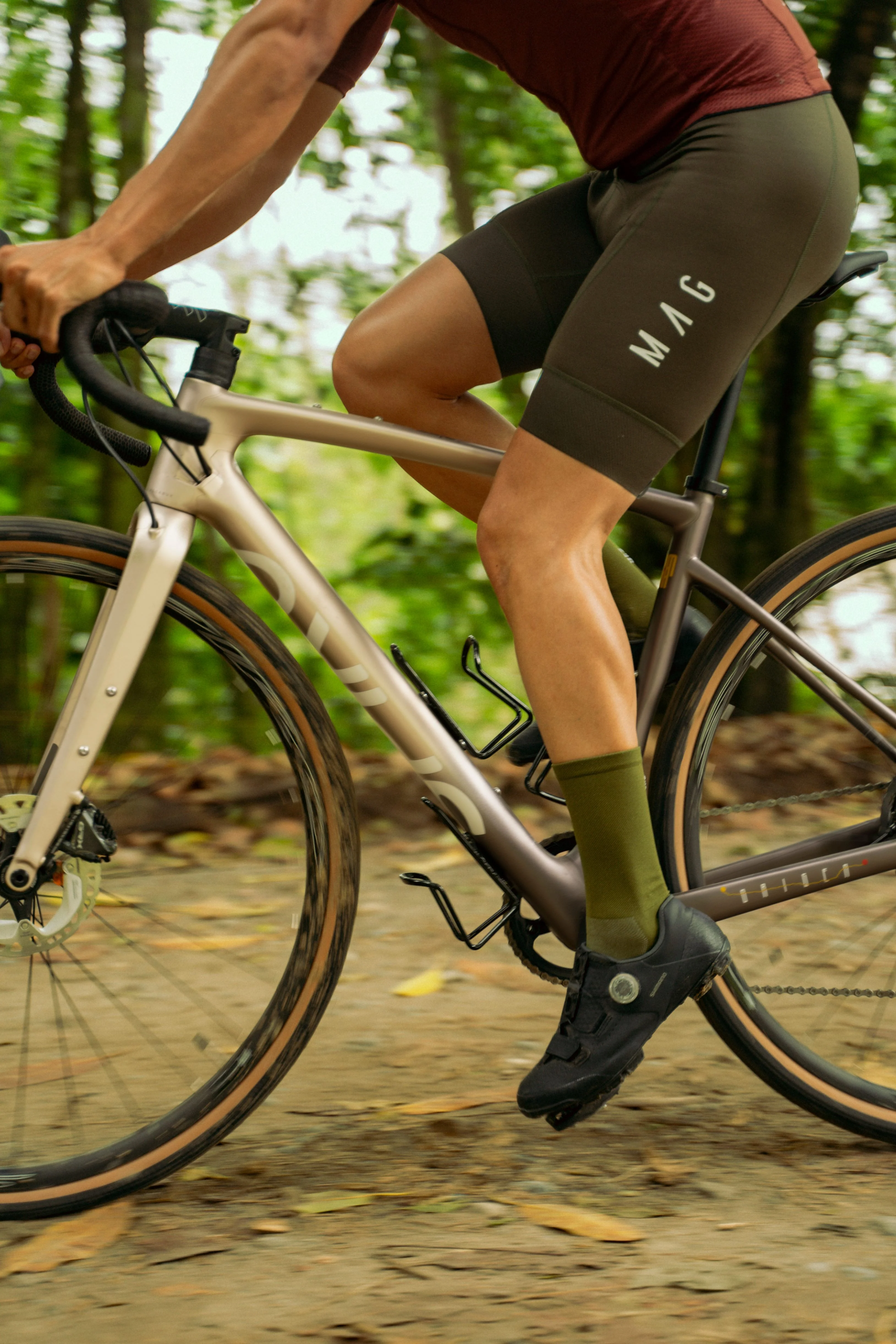 Bicicleta de gravel ORIGEN en carbono con grupo LTWOO GRT de 1x12 velocidades - Image 14