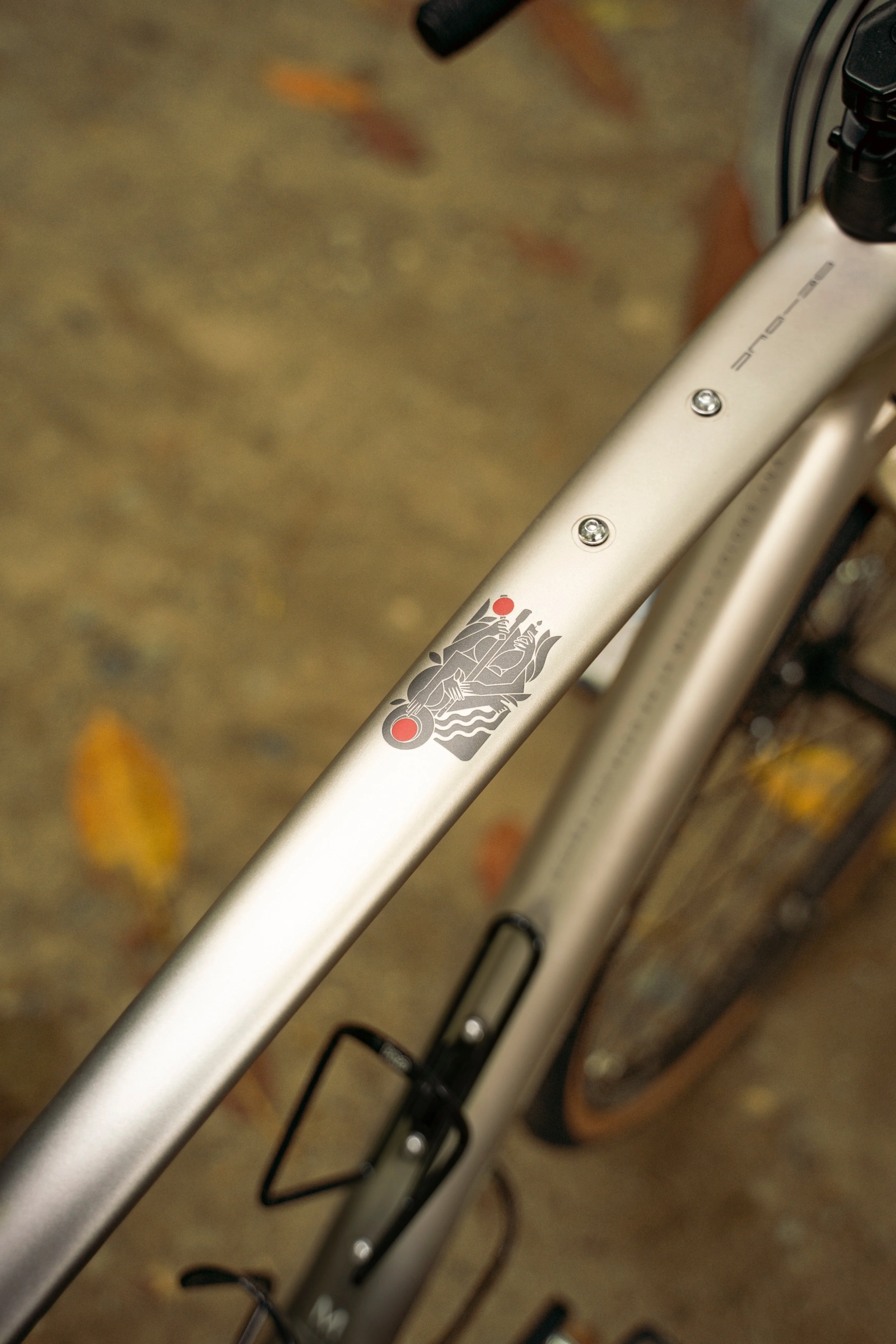 Bicicleta de gravel ORIGEN en carbono con grupo LTWOO GRT de 1x12 velocidades - Image 16