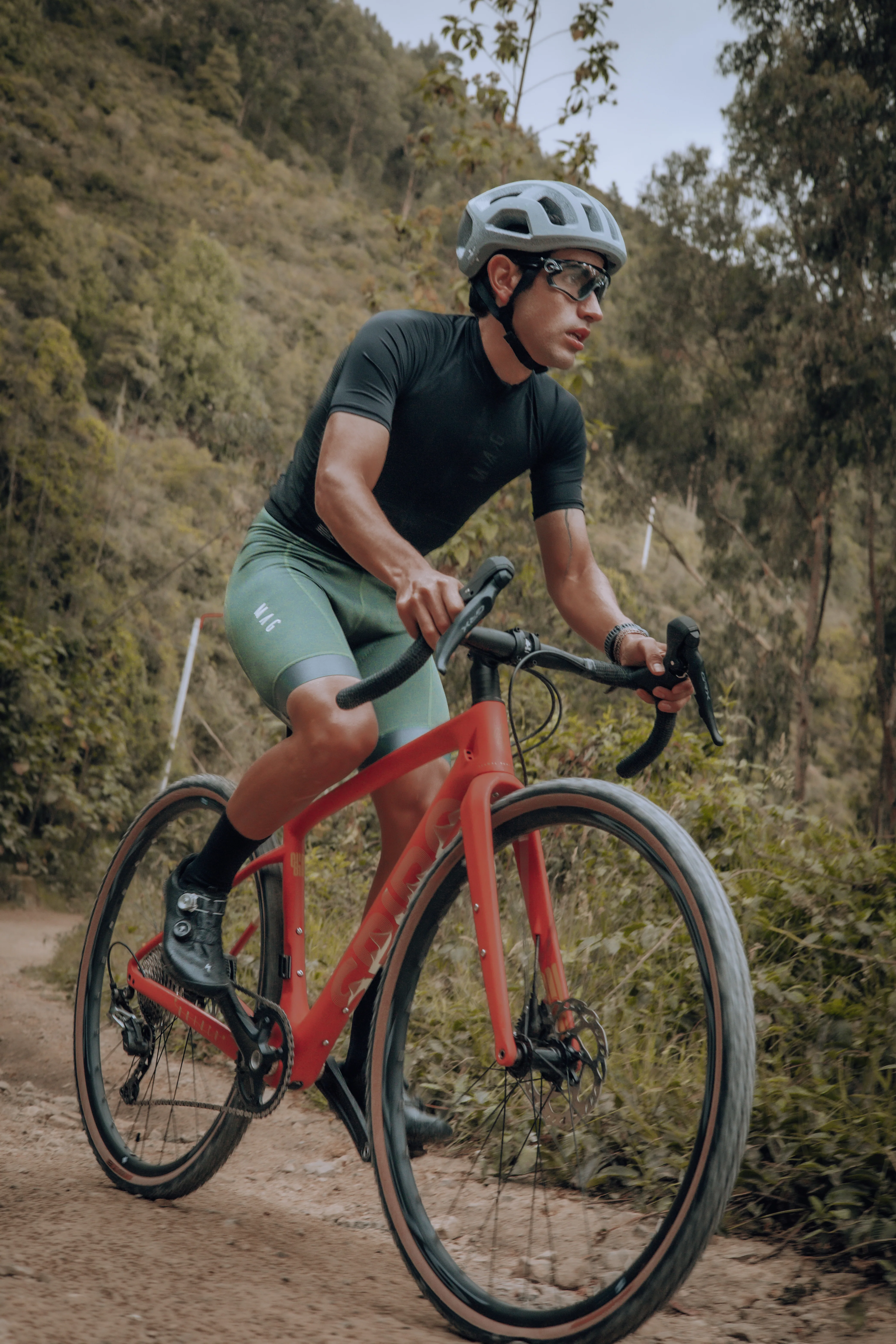 Bicicleta de gravel ORIGEN en carbono con grupo LTWOO GRT de 1x12 velocidades - Image 7