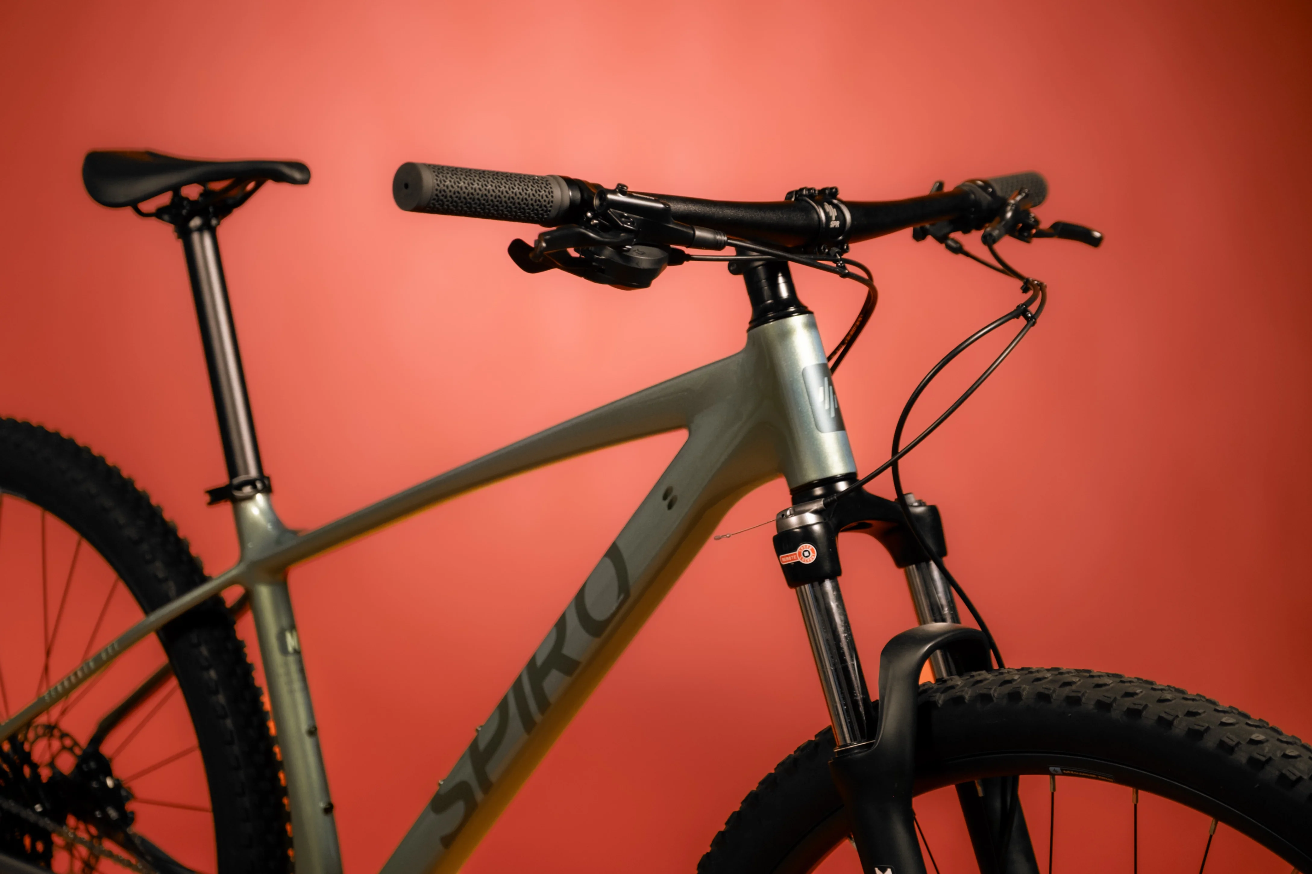 Bicicleta de montaña todo terreno GAIA en aluminio con grupo Shimano Deore NS - Image 19