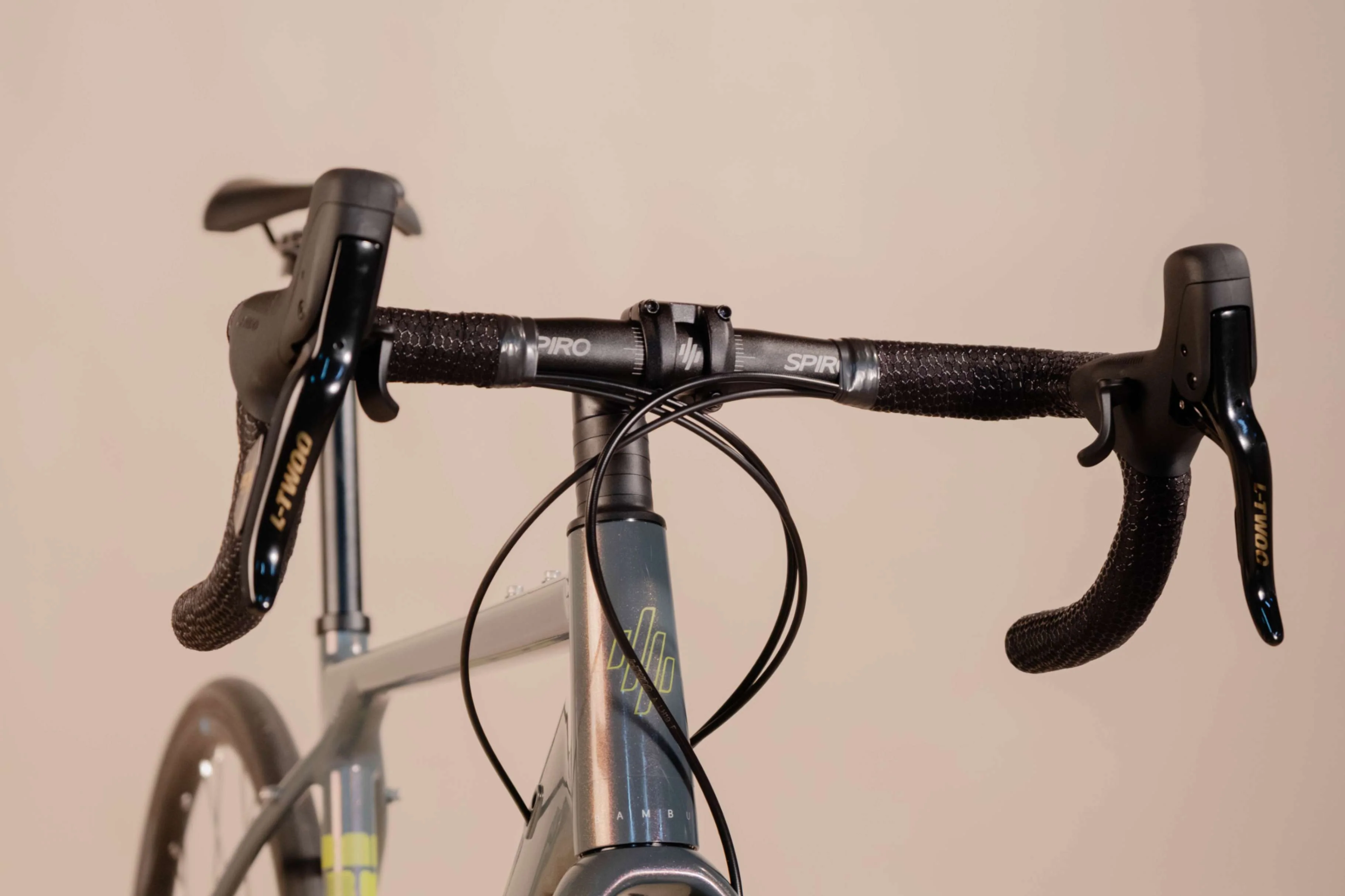Bicicleta de ruta/gravel ORIGEN ALL ROAD en aluminio con tenedor en carbono y grupo LTWOO RX de 2x12 velocidades - Image 4