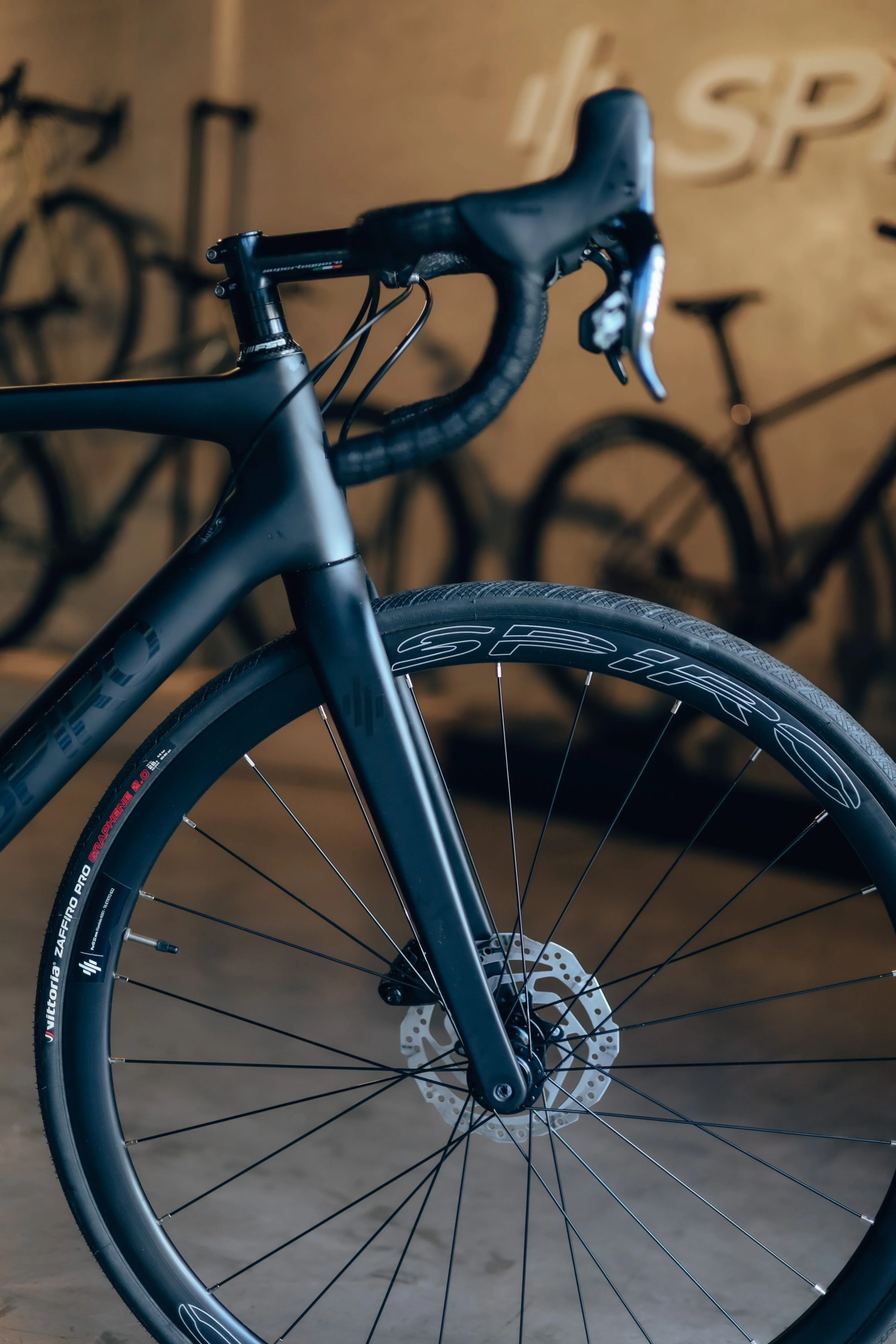 Bicicleta de ruta LEGEND en carbono talla M - Image 3