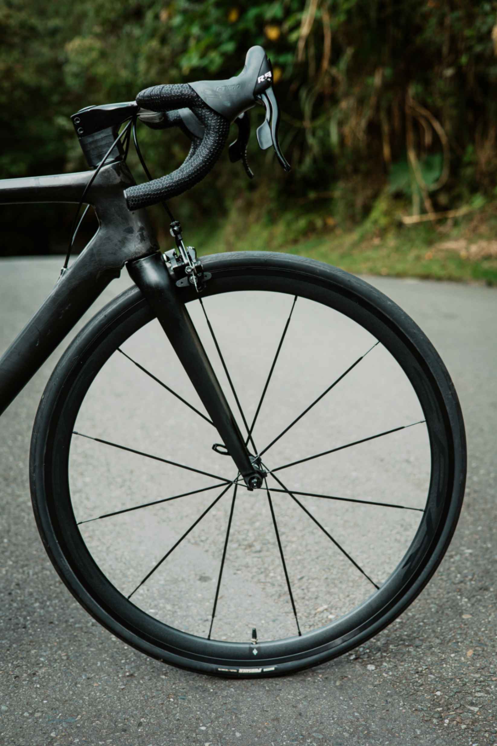 Set de ruedas livianas para bicicleta de ruta con freno de herradura SPR RACE R1216 - Image 7